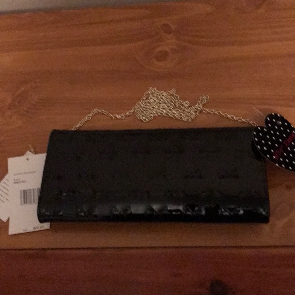 BETSEY JOHNSON CLUTCH CROSSBODY BLACK 68.00 NWT - Picture 7 of 8